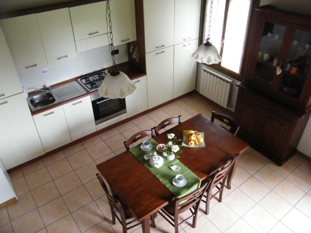 Il Nido Di Rondine Apartment Одерцо Екстериор снимка