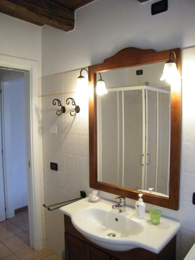 Il Nido Di Rondine Apartment Одерцо Екстериор снимка